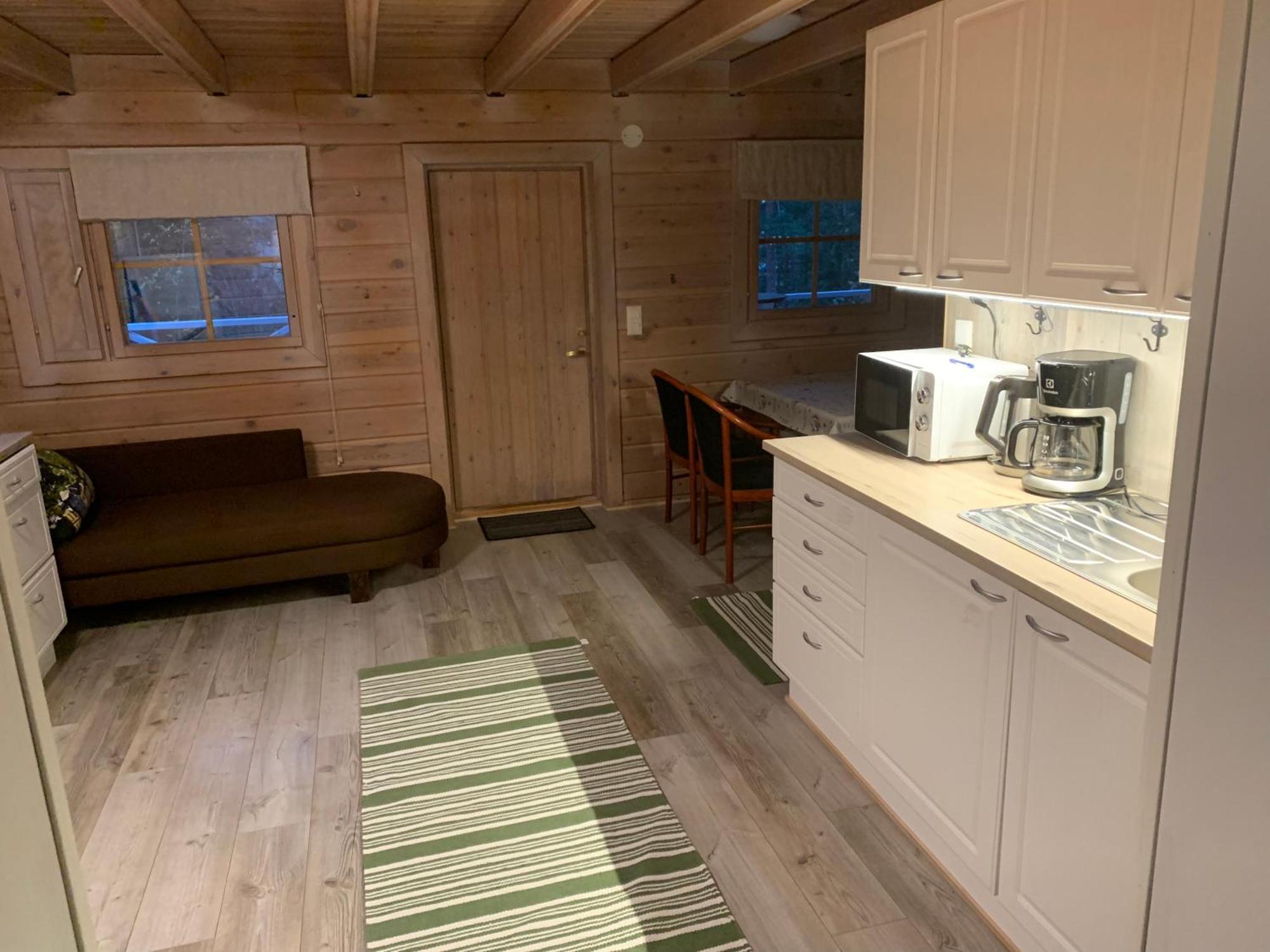 Lomahyppaeys Villa Naantali Luaran gambar
