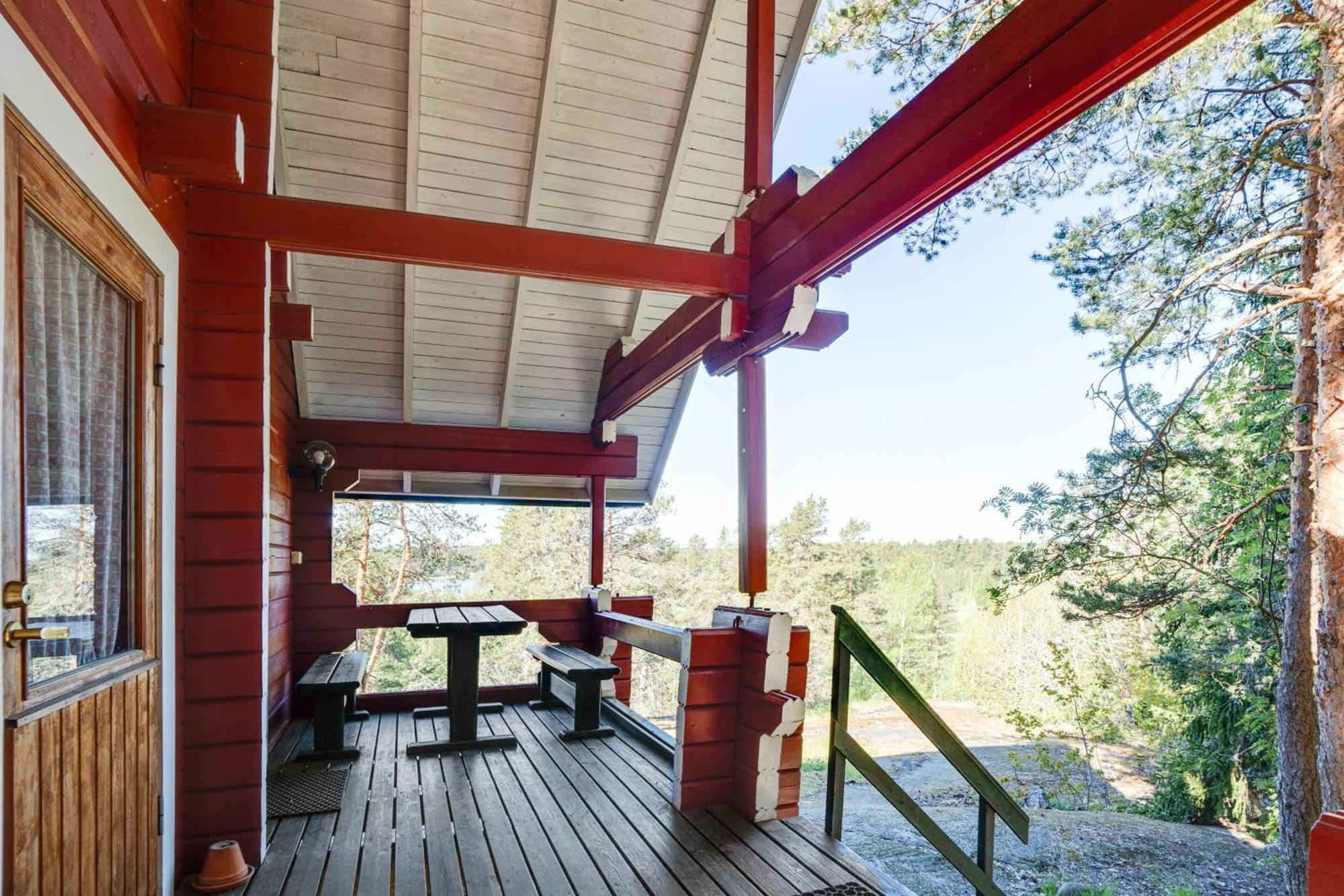 Lomahyppaeys Villa Naantali Luaran gambar
