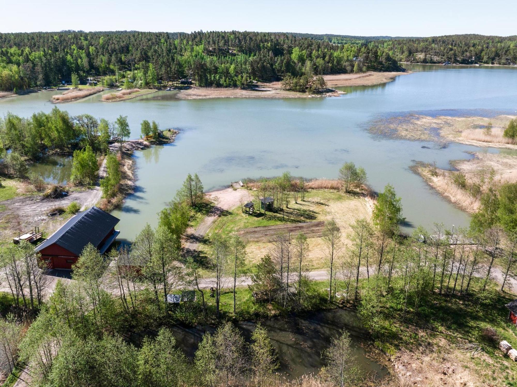 Lomahyppaeys Villa Naantali Luaran gambar