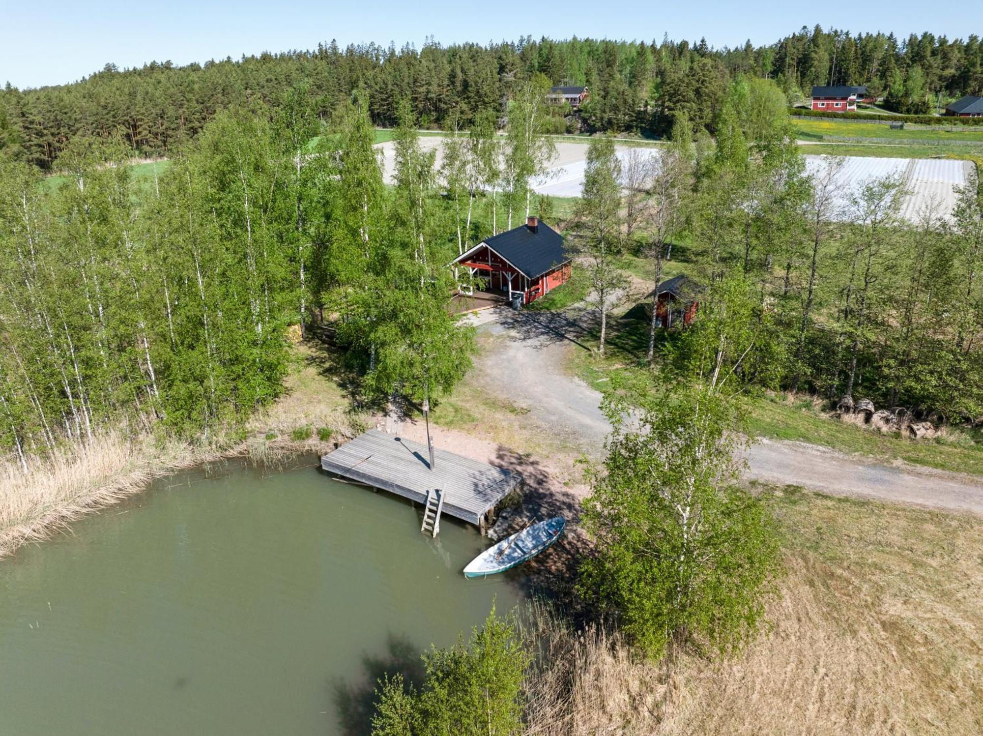 Lomahyppaeys Villa Naantali Luaran gambar