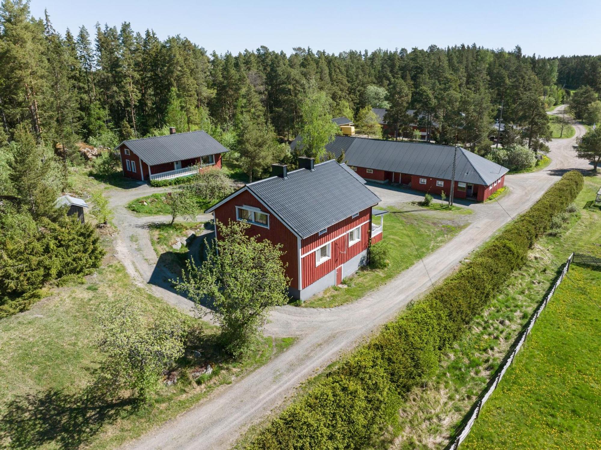 Lomahyppaeys Villa Naantali Luaran gambar