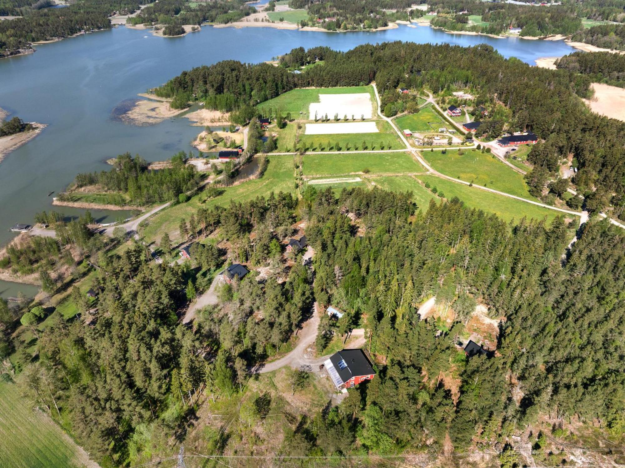 Lomahyppaeys Villa Naantali Luaran gambar