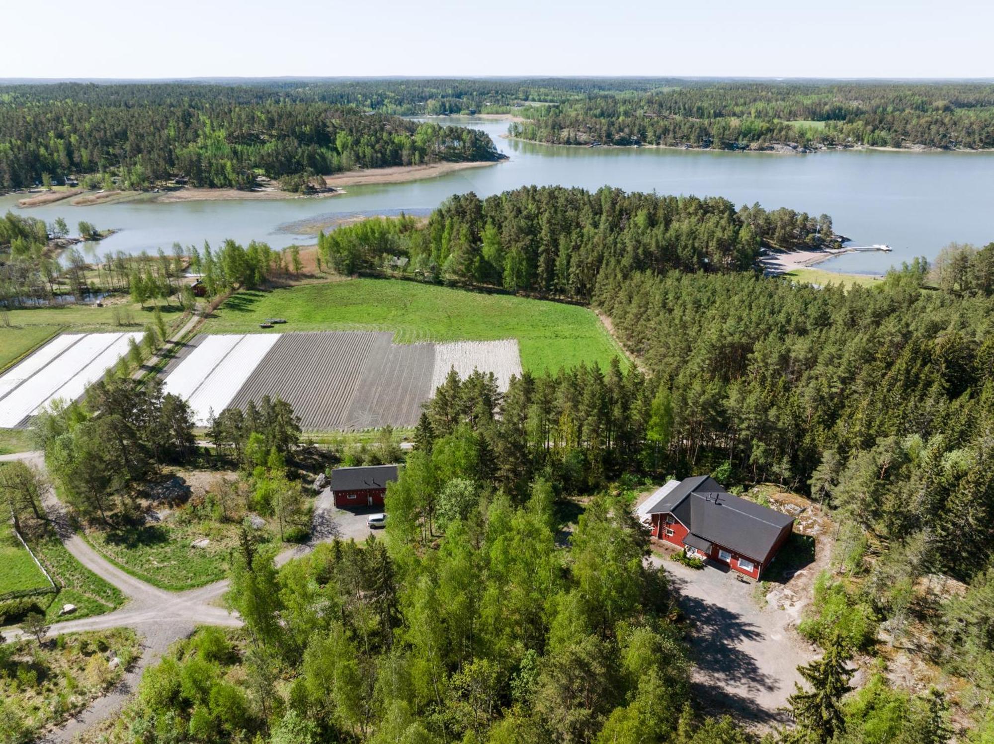 Lomahyppaeys Villa Naantali Luaran gambar