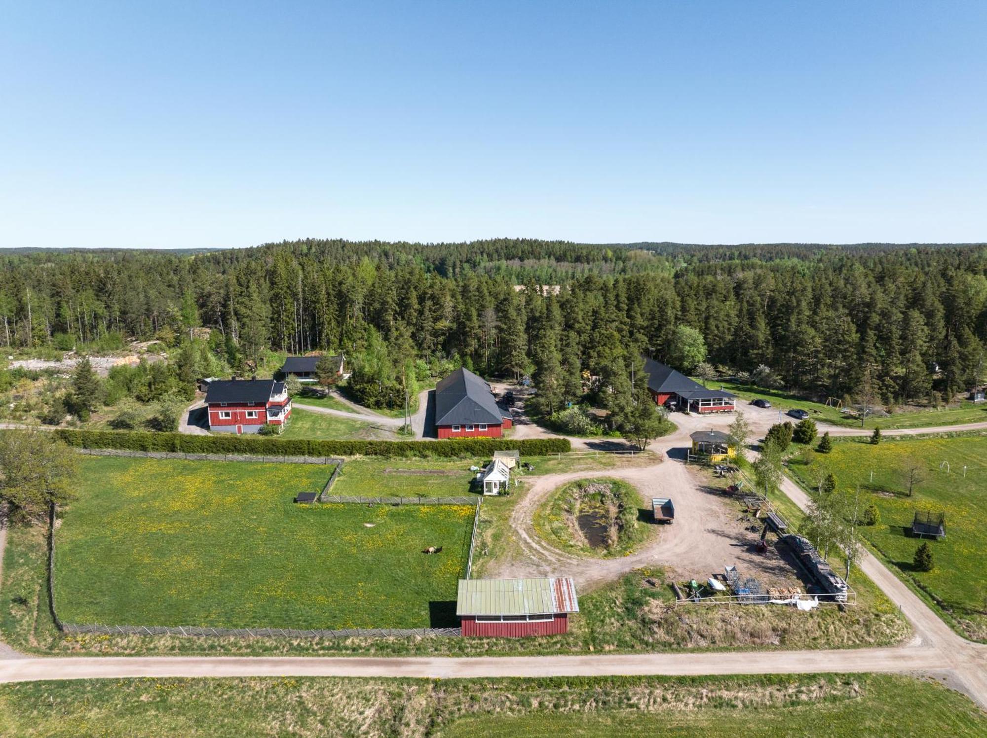 Lomahyppaeys Villa Naantali Luaran gambar