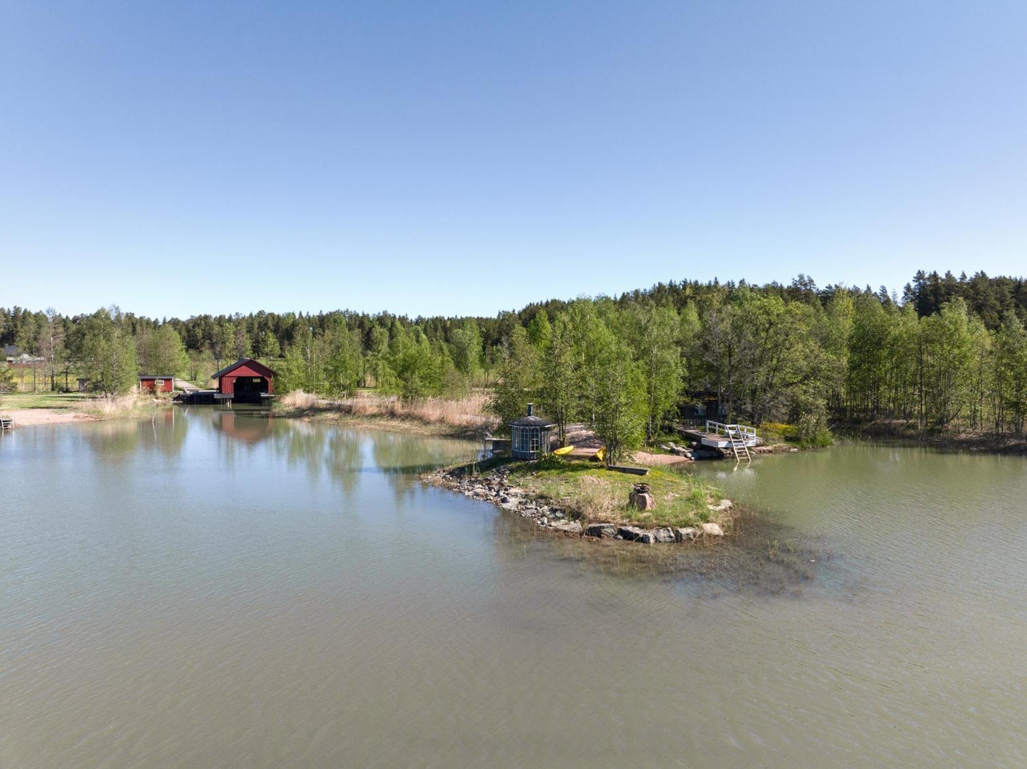 Lomahyppaeys Villa Naantali Luaran gambar