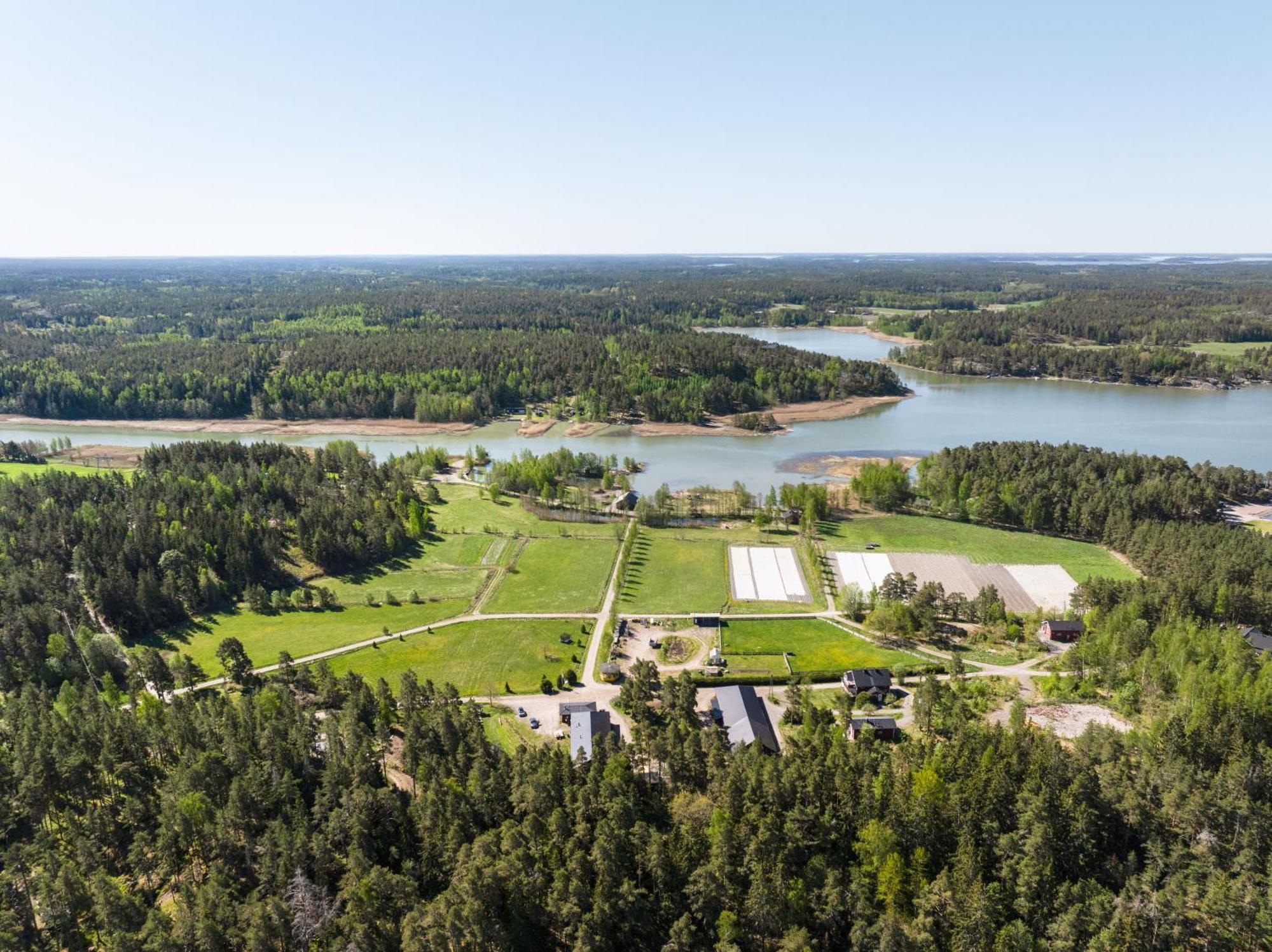 Lomahyppaeys Villa Naantali Luaran gambar